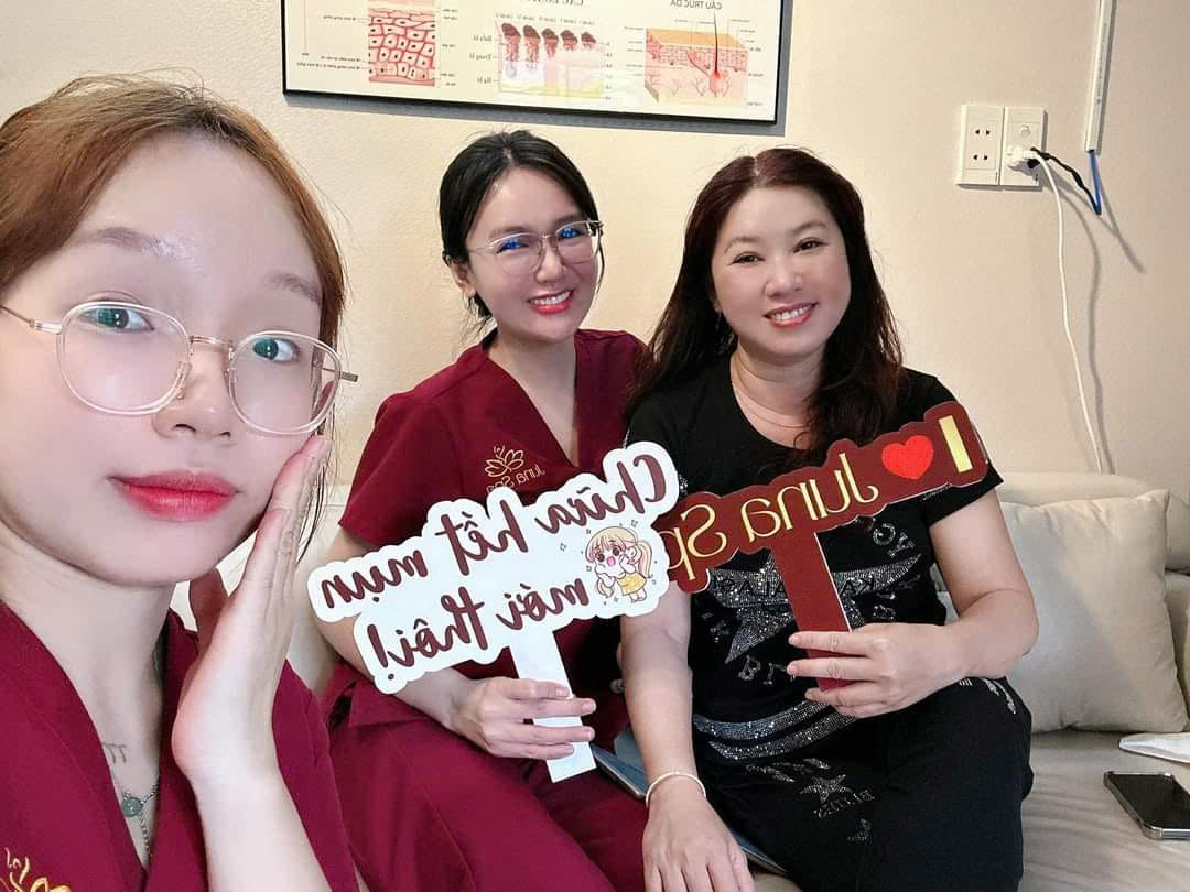 juna spa tuyển dụng