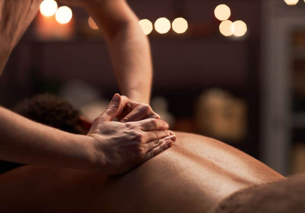 Cách thực hiện massage lingam giúp tăng khoái cảm
